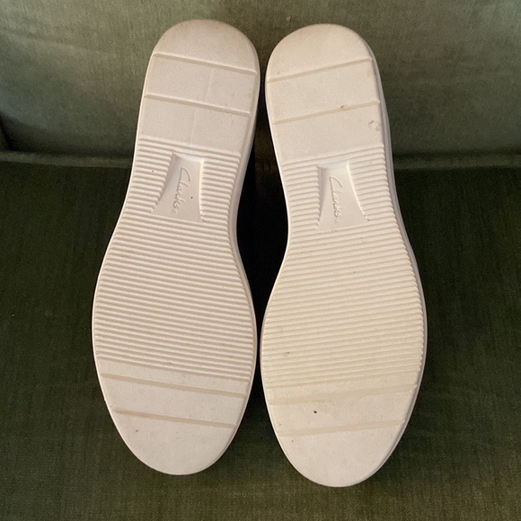 Clarks Layton Step slip-on shoes - Picture 5 of 9